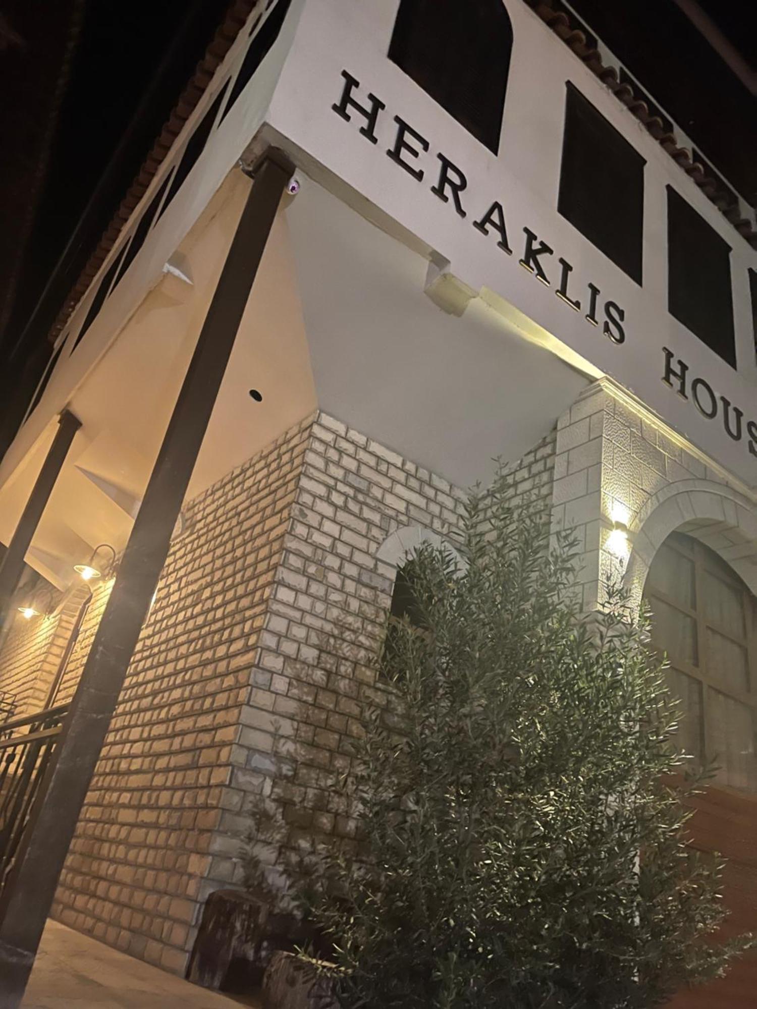 Heraklis Hotel Berat Kültér fotó