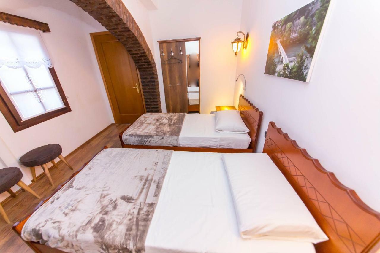 Heraklis Hotel Berat Kültér fotó