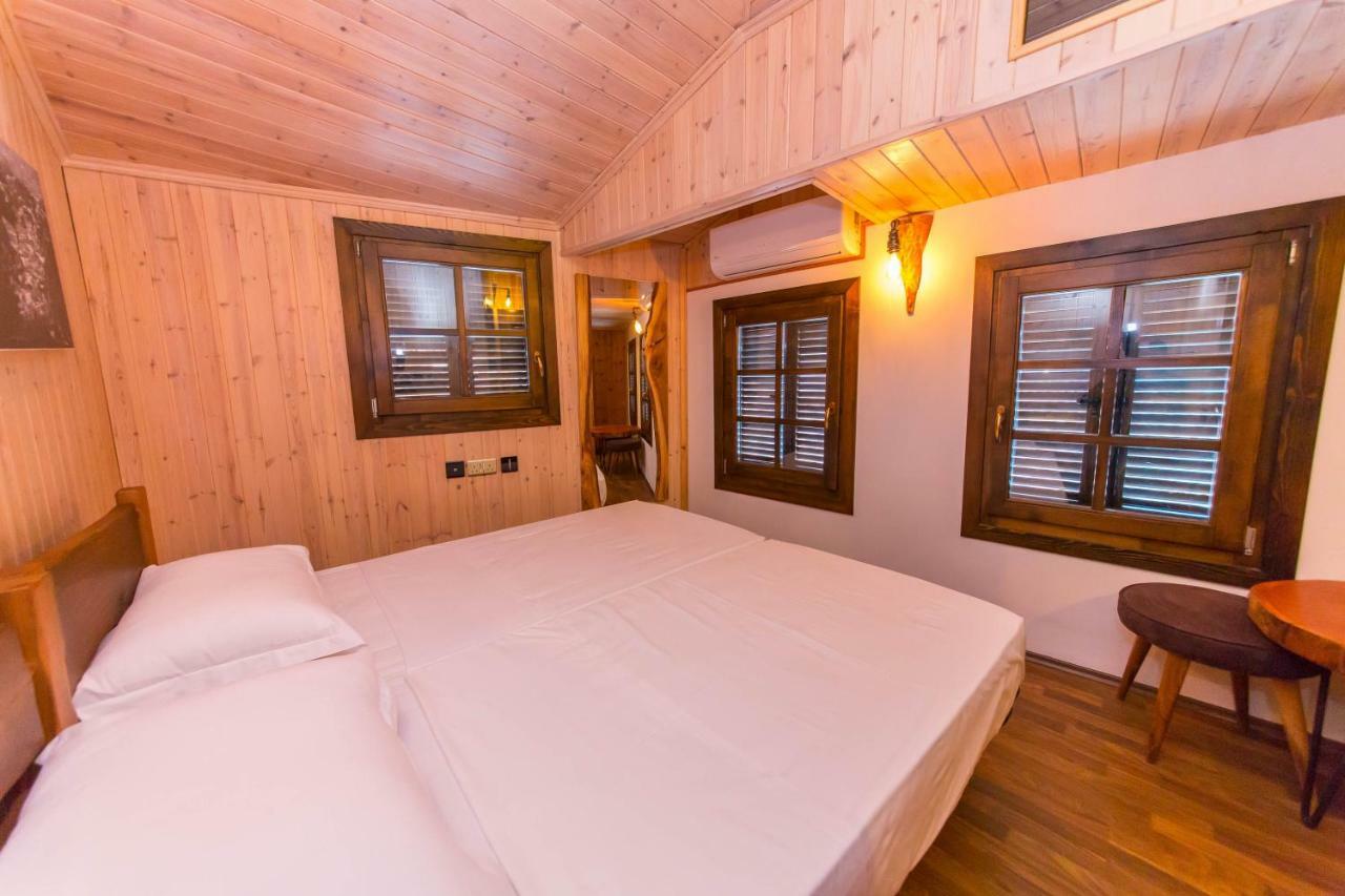 Heraklis Hotel Berat Kültér fotó