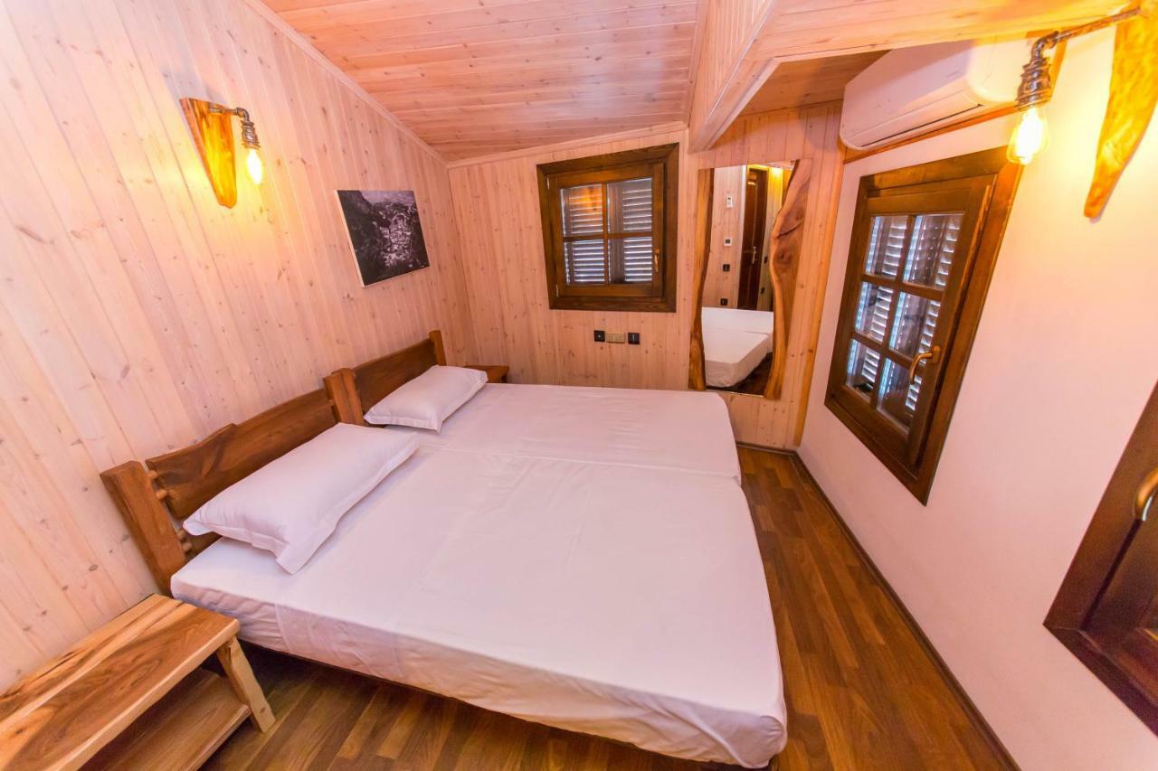 Heraklis Hotel Berat Kültér fotó
